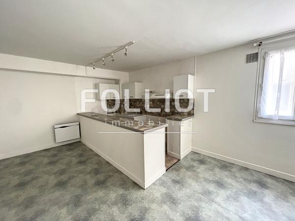 Appartement Coutances 3 pièce(s) 81 m2 A VENDRE CENTRE DE COUTANCES REZ DE CHAUSSEE