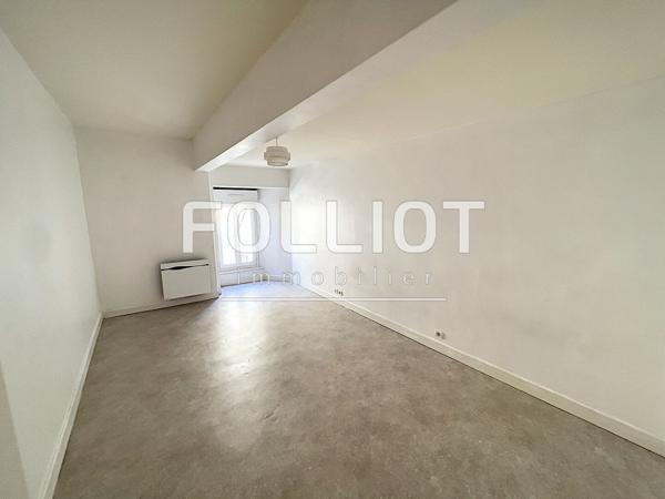 Appartement Coutances 3 pièce(s) 81 m2 A VENDRE CENTRE DE COUTANCES REZ DE CHAUSSEE