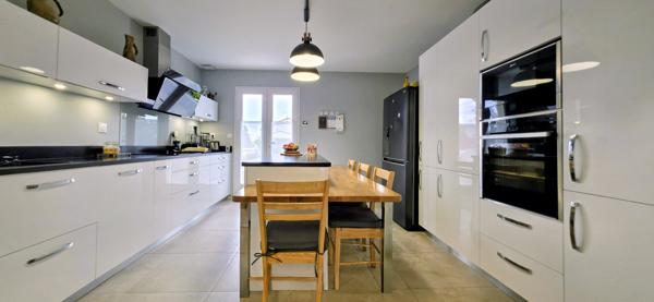 Maison familiale de 4 chambres, rénovation complète, piscine récente – Secteur calme de La Couronne Détails des diagnostics énergétiques