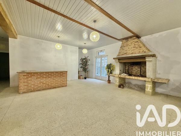 Maison à vendre 6 pièces 205 m² Le Châtenet-en-Dognon