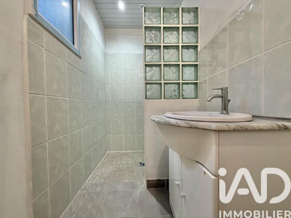 Maison à vendre 6 pièces 205 m² Le Châtenet-en-Dognon