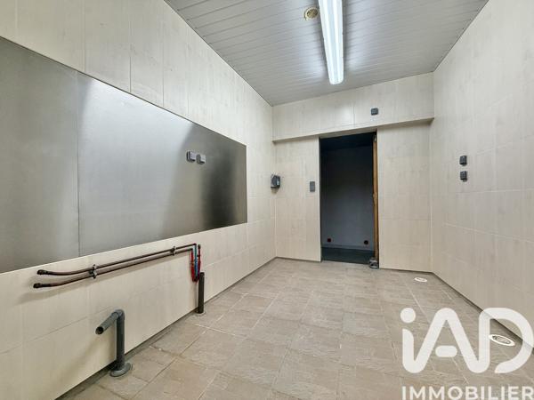 Maison à vendre 6 pièces 205 m² Le Châtenet-en-Dognon