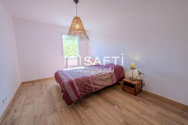 Maison- 4 pièces - 120 m²