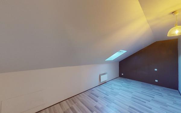 Maison à louer    5 pièces • 80,85 m2 Laissac