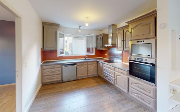 Maison à louer    5 pièces • 80,85 m2 Laissac