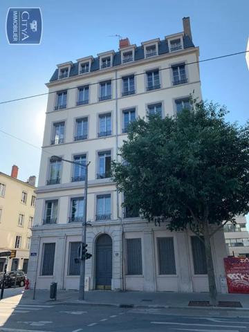 Appartement à louer 2 pièces 47m²