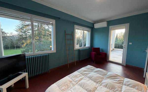 Maison à vendre    7 pièces • 196 m2 Avignon