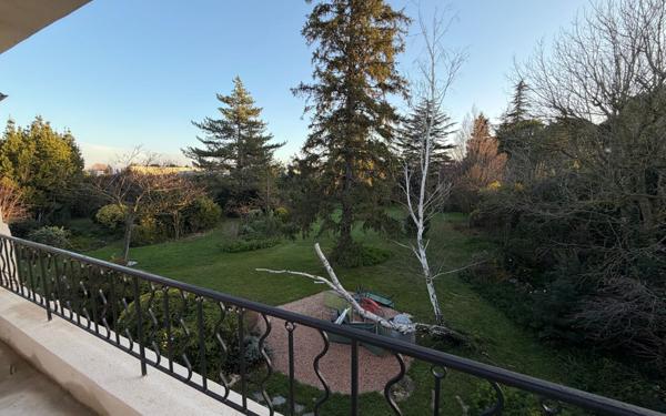 Maison à vendre    7 pièces • 196 m2 Avignon