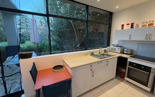 Maison à vendre    7 pièces • 196 m2 Avignon