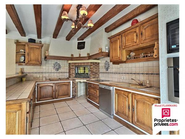 Maison Bou 8 pièces 225 m²