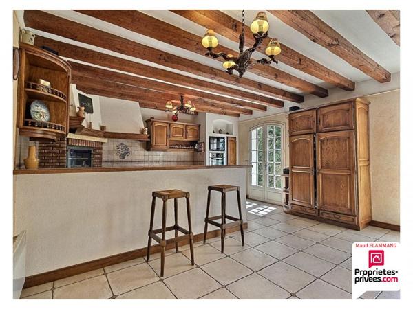 Maison Bou 8 pièces 225 m²