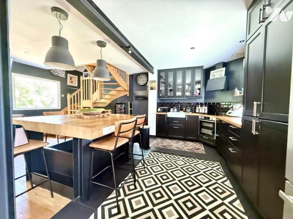 Magnifique maison rénovée avec du caractère !