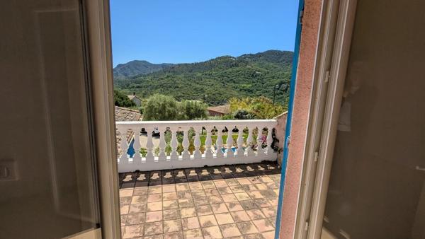 Vente                                                      Villa
                        
                     6 pièces                      171 m2                     à Les Adrets-de-l'Estérel