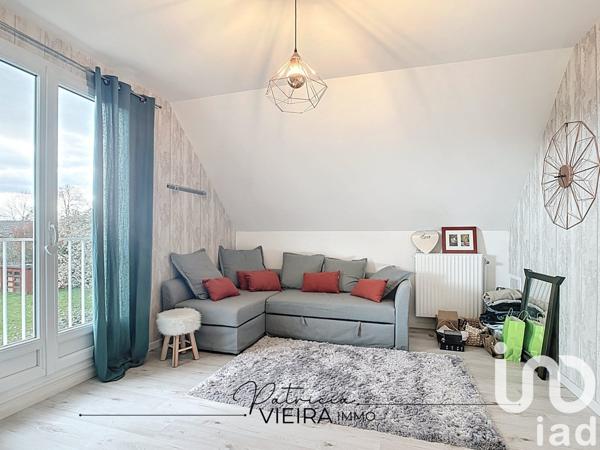 Maison 6 pièces de 128 m² à Lésigny (77150)