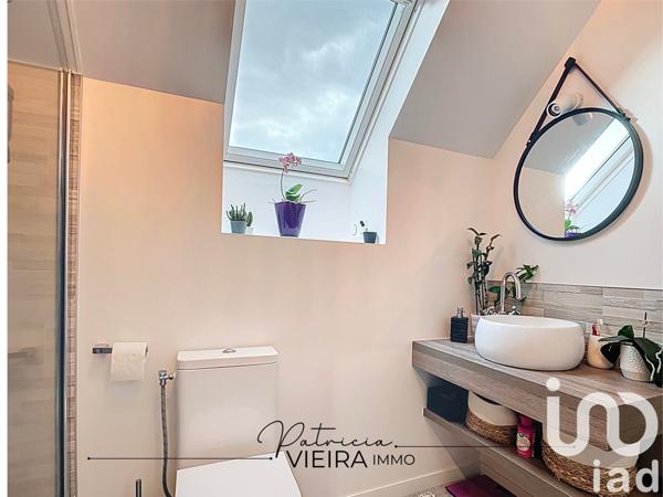 Maison 6 pièces de 128 m² à Lésigny (77150)