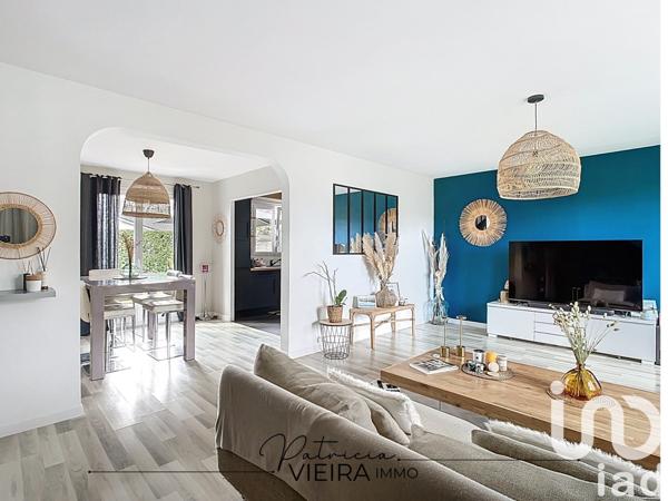 Maison 6 pièces de 128 m² à Lésigny (77150)