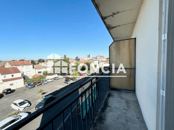 Location Studio meublé 17 m² - RUE ERNEST SARROU Agen 47000