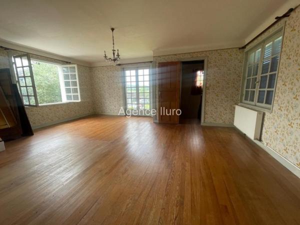 Maison - Oloron-sainte-marie - Réf.:205300 OLORON - Agréable maison de 130 m² sur terrain de 1100 m² - Type T4