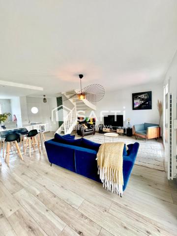 Maison moderne en R+1 pleine de charme avec garage