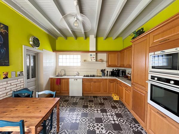Maison de 190m² au centre de Tiercé