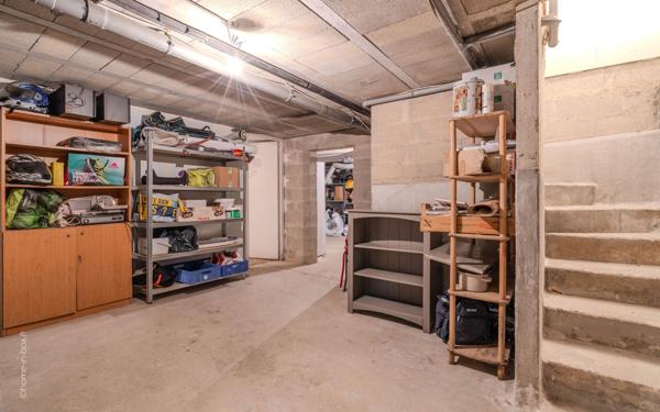 Maison à vendre    8 pièces • 181 m2 Crécy-la-Chapelle