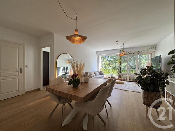 Appartement T3 à vendre  3 pièces - 74,38 m2 CRAN GEVRIER - 74