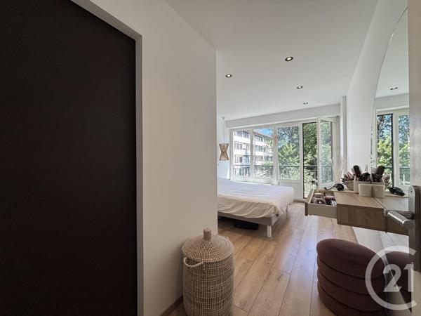 Appartement T3 à vendre  3 pièces - 74,38 m2 CRAN GEVRIER - 74