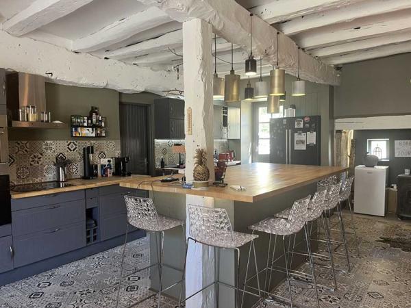 Maison ancienne - Lacapelle marival SECTEUR LACAPELLE-MARIVAL – Ensemble de charme avec gîte, chambres d’hôtes et grange – 282 m²
