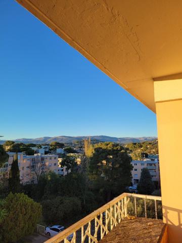 Appartement à LE CANNET (06110)