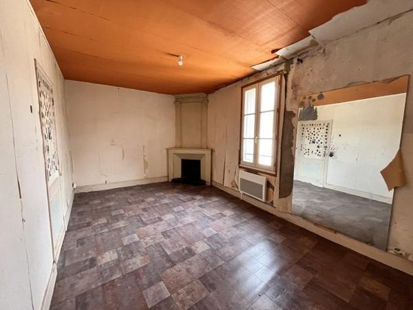 Maison à vendre 150 000 € Saujon 4 p 133 m² DPE D