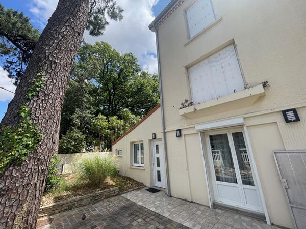 17110 SAINT GEORGES DE DIDONNE St Georges de Didonne / appartement avec jardin