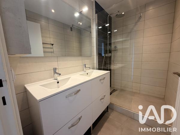 Appartement à vendre 4 pièces 77 m² Saint-Julien-en-Genevois