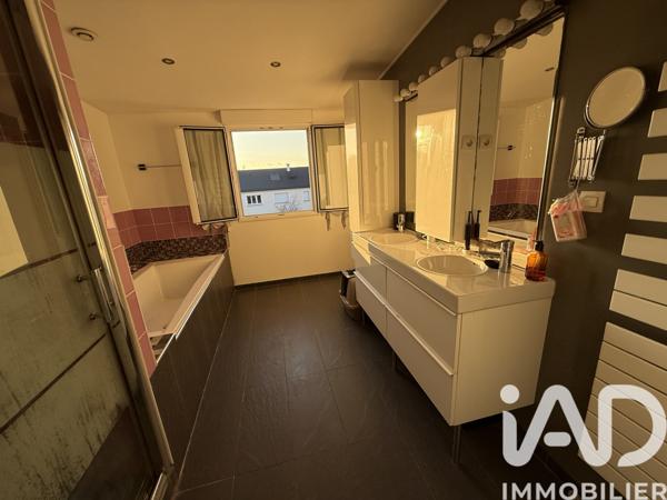 Maison à vendre 7 pièces 157 m² Gagny