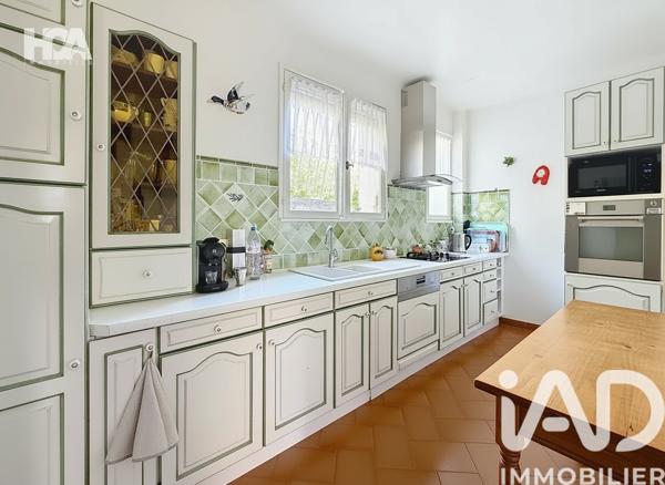 Maison à vendre 8 pièces 198 m² Six-Fours-les-Plages