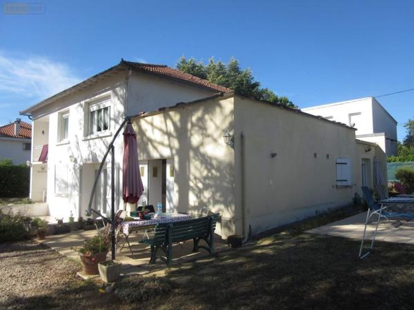 Maison à vendre à Cahors dans le Lot (46000), ref : 009/1701