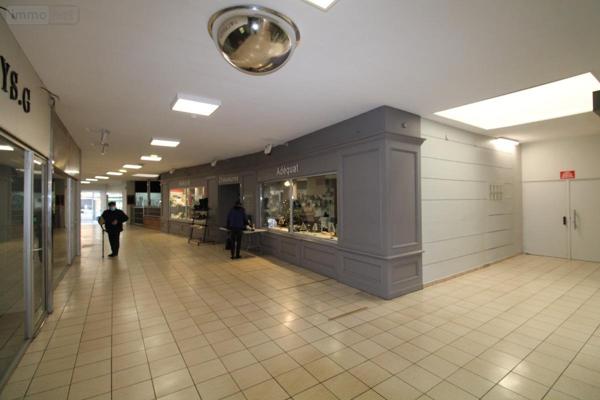 Fonds et/ou murs commerciaux à louer à Cambrai dans le Nord (59400), ref : 59084-L1349   
Centre-Ville