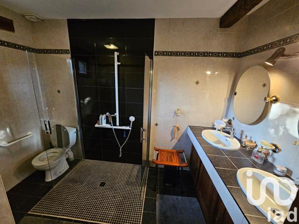 Maison à vendre 8 pièces 282 m² Châtellerault