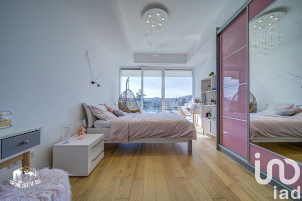 Appartement 8 pièces de 222 m² à Scy-Chazelles (57160)