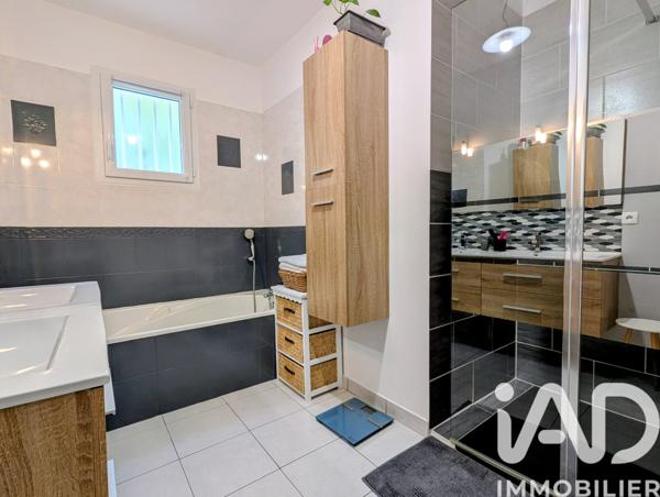 Maison à vendre 5 pièces 92 m² Saint-Gervais