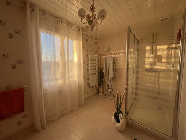 Maison à vendre |  Jarnac |  6 pièces | 106 m²