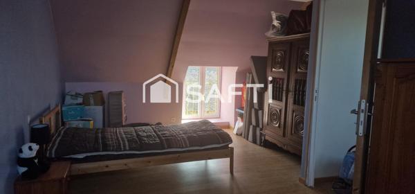 Maison mitoyenne en pierres