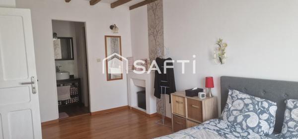 Maison mitoyenne en pierres