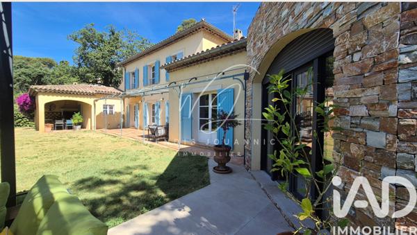 Maison à vendre 10 pièces 304 m² Cuers