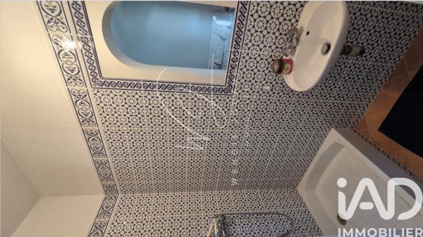 Maison à vendre 10 pièces 304 m² Cuers