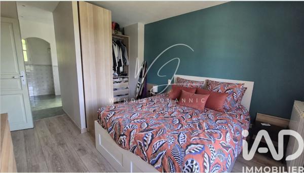 Maison à vendre 10 pièces 304 m² Cuers