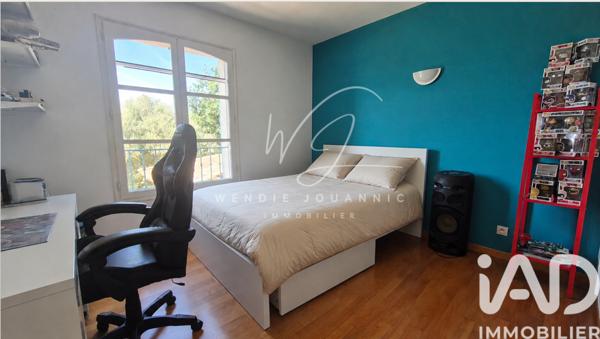 Maison à vendre 10 pièces 304 m² Cuers