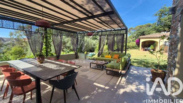 Maison à vendre 10 pièces 304 m² Cuers