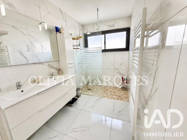 Maison à vendre 4 pièces 143 m² Carnoux-en-Provence