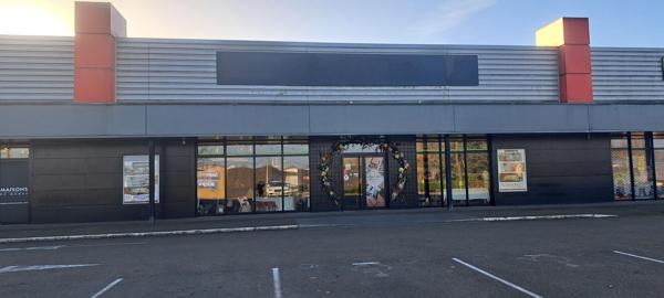 Local commercial , Saint berthevin Local commercial , Saint berthevin