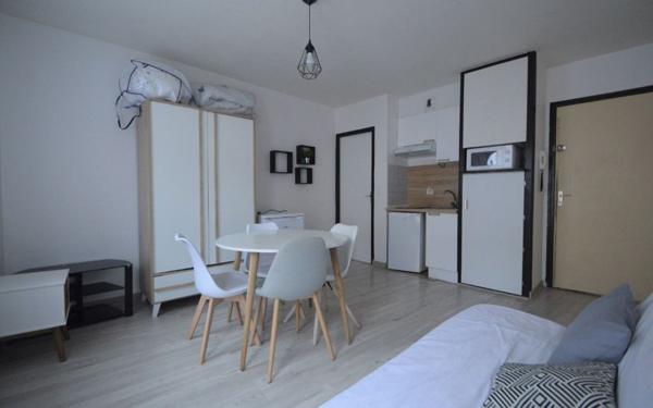 Appartement à vendre    1 pièce • 20,39 m2 Pau